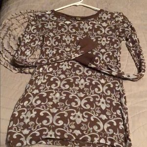 Sheer Fitted BKE brand long sleeve tee